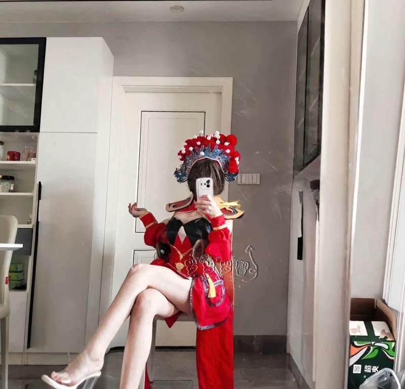 豆子虞姬出装攻略（豆子虞姬出装攻略及技巧分享，助你在游戏中成为无敌射手！）-第2张图片-游技攻略库